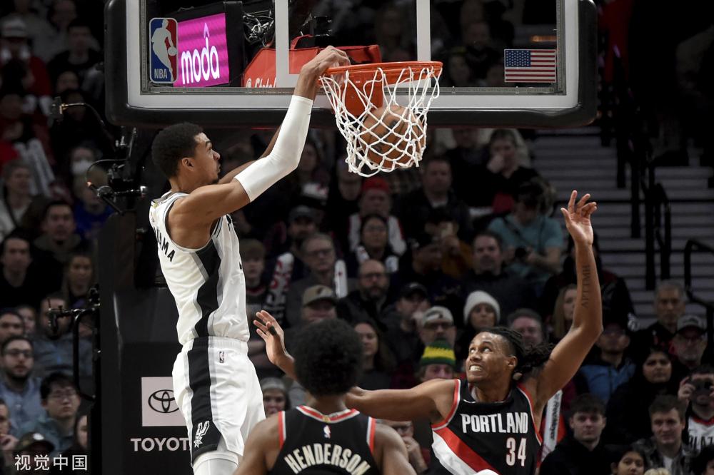 足球少年前 足球少年前