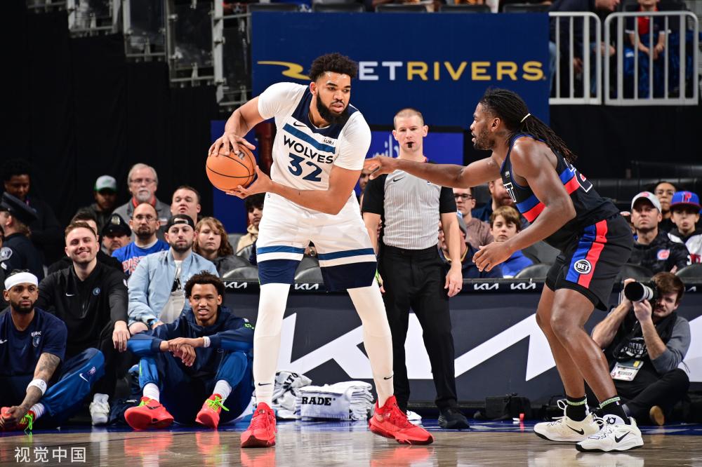 的热烈欢呼 的热烈欢呼